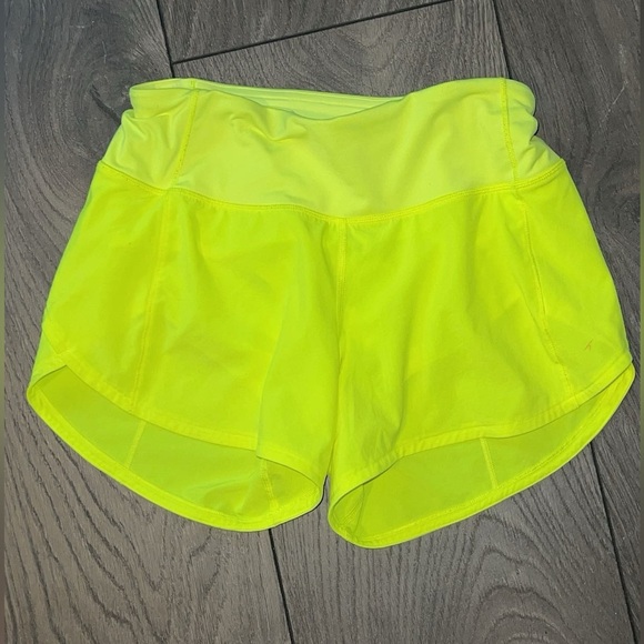 Lululemon Speed Up Mid-Rise Short 4" inseam size 2 Highlight Yellow - Picture 12 of 13